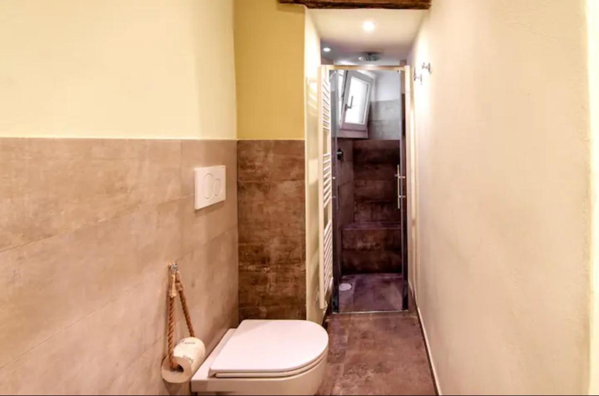 Apartamento Soppalchino In Via Savona *