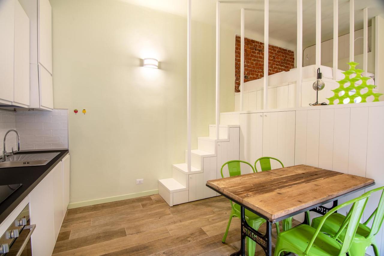 Apartamento Soppalchino In Via Savona *